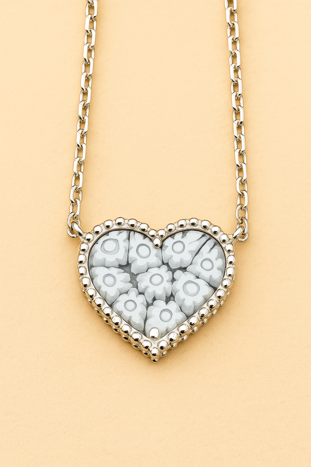 Heart pendant with chain
